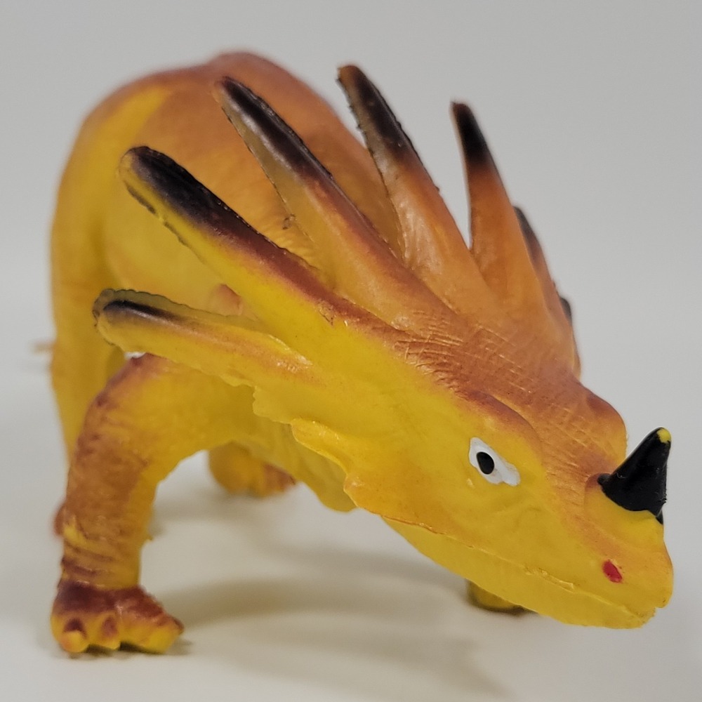 VTG Imperial Dinosaur Styracosaurus Yellow Orange Black Hard Plastic Figure 1985